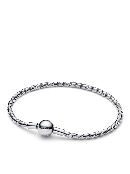 Round Clasp Wing Chain Bracelet